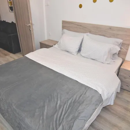 Vasilikis Spacious Apartment *